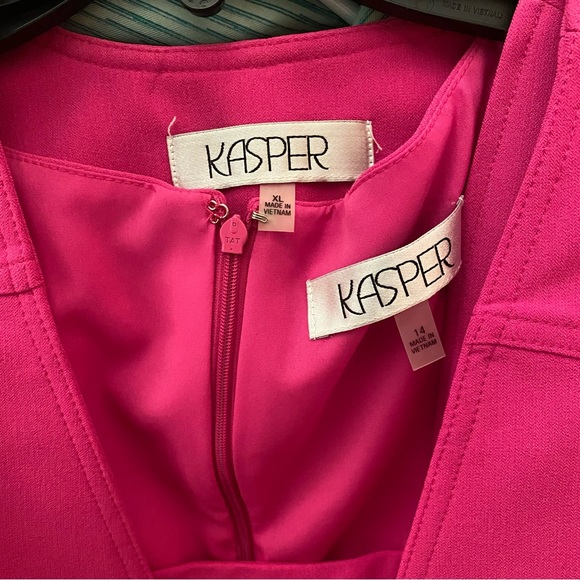 Hot Pink Dress Suit - Picture 6 of 7